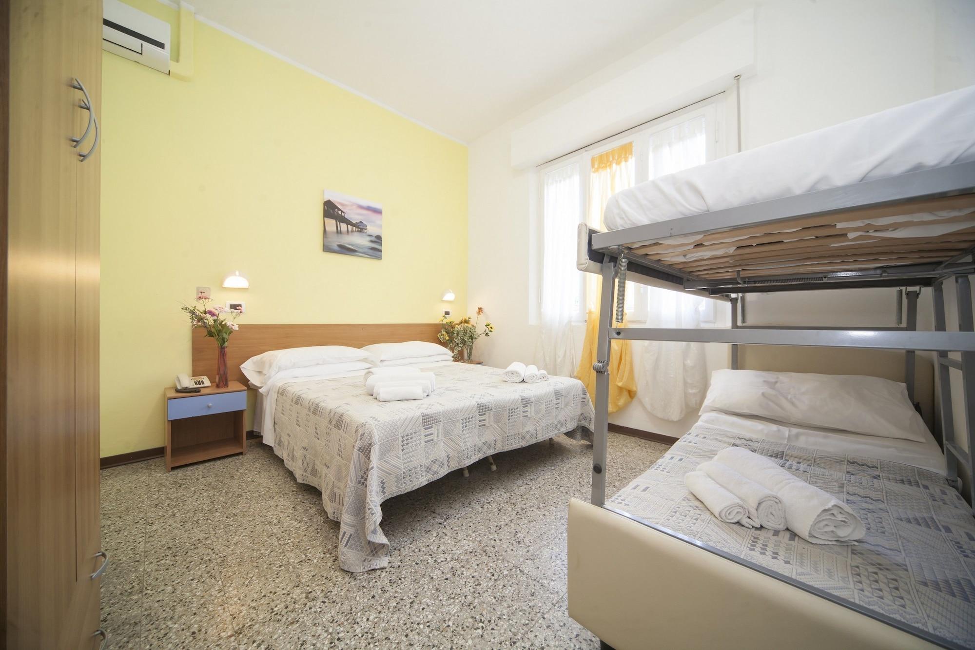 Hotel Eliseo Римини Экстерьер фото