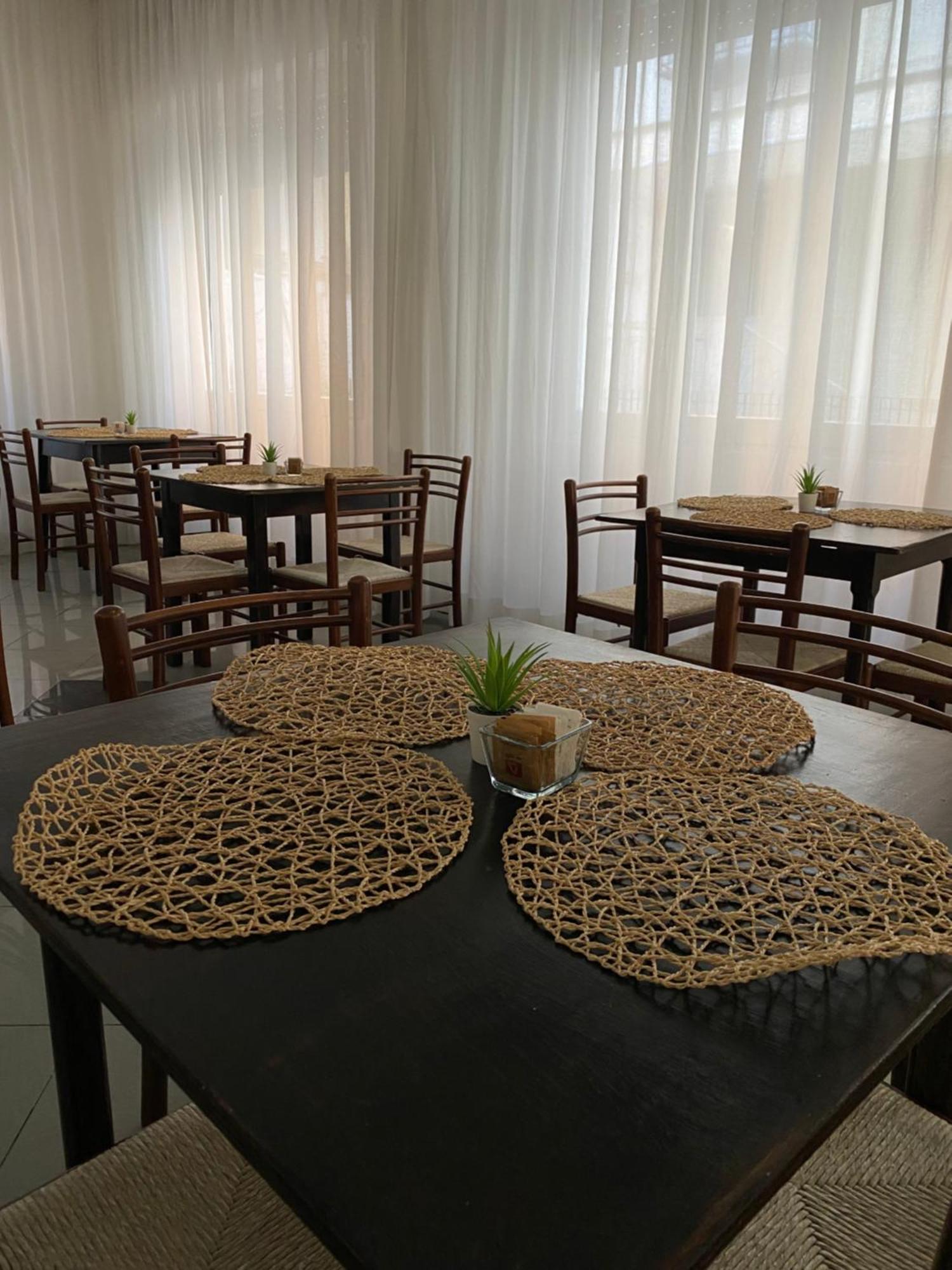 Hotel Eliseo Римини Экстерьер фото