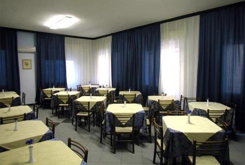 Hotel Eliseo Римини Экстерьер фото